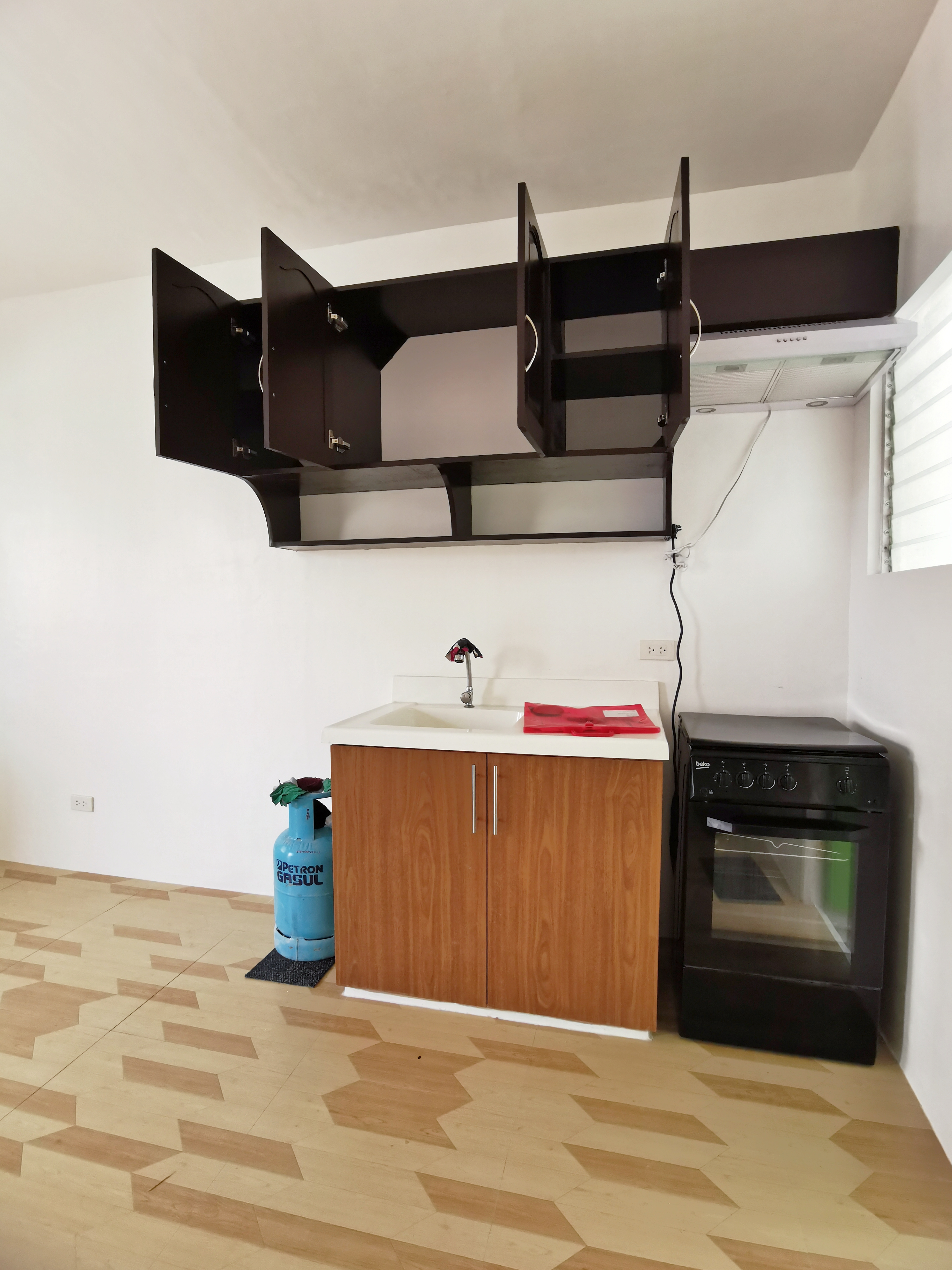 NEWLY RENOVATED 2BR TOWNHOUSE INSIDE RICHWOOD HOMES FOR RENT