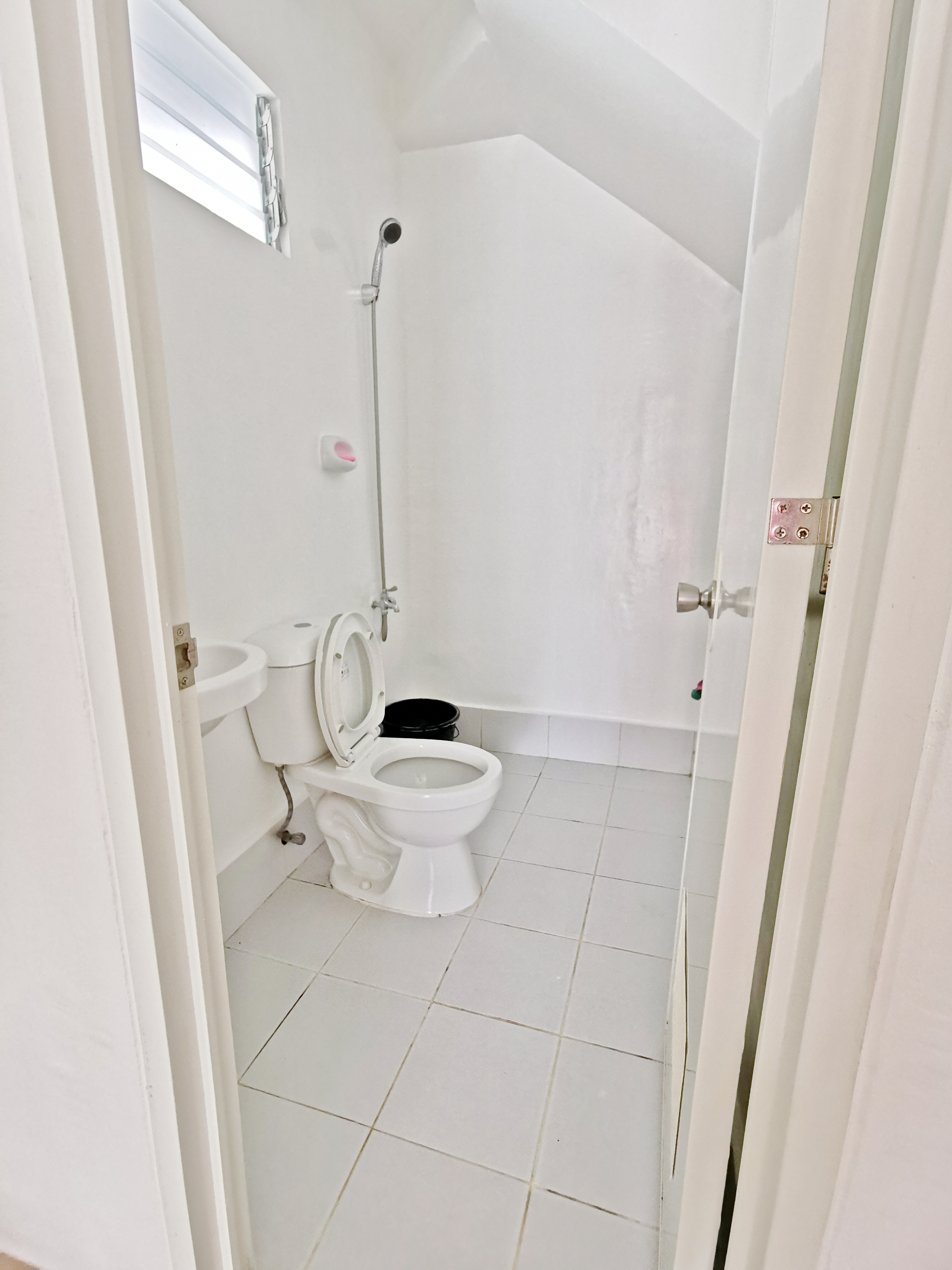 NEWLY RENOVATED 2BR TOWNHOUSE INSIDE RICHWOOD HOMES FOR RENT