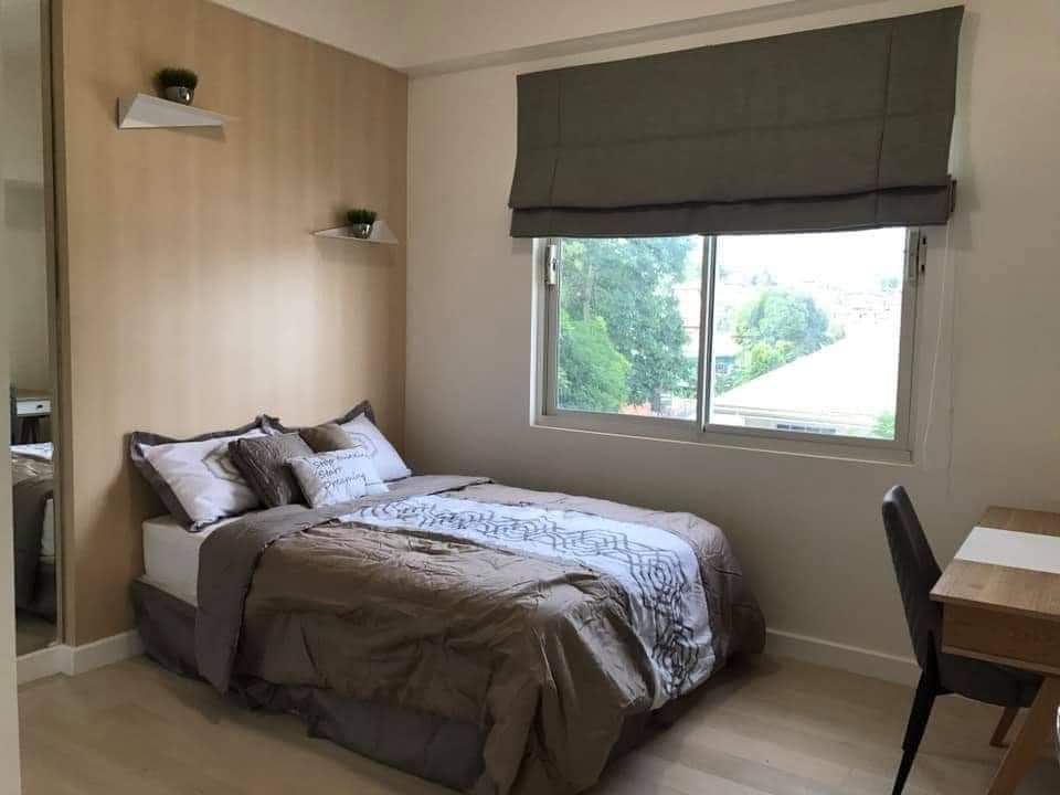 FULLY-FURNISHED 2BR  WITH CARPARK IN 32 SANSON FOR SALE
