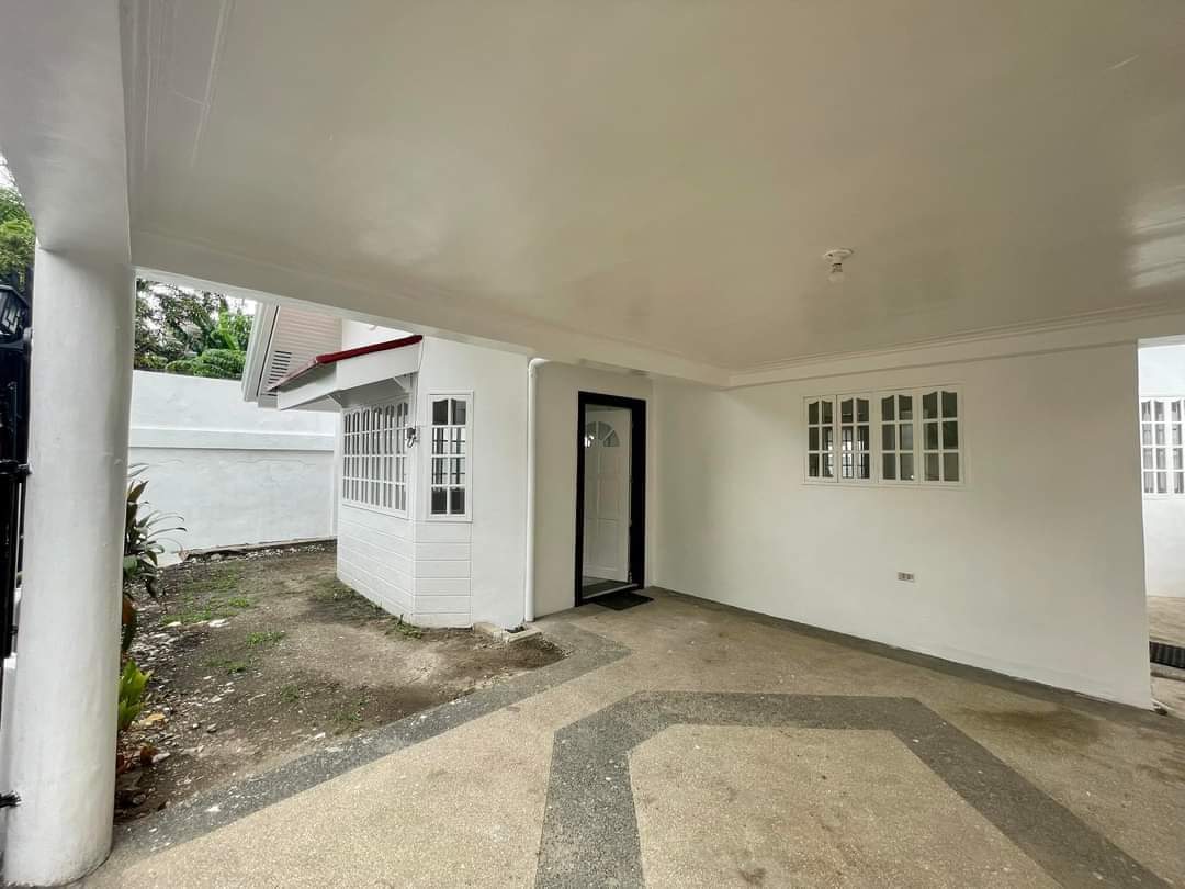 NEWLY RENOVATED SINGLE DETACHED BUNGALOW HOUSE & LOT IN SAN ISIDRO TALISAY CEBU