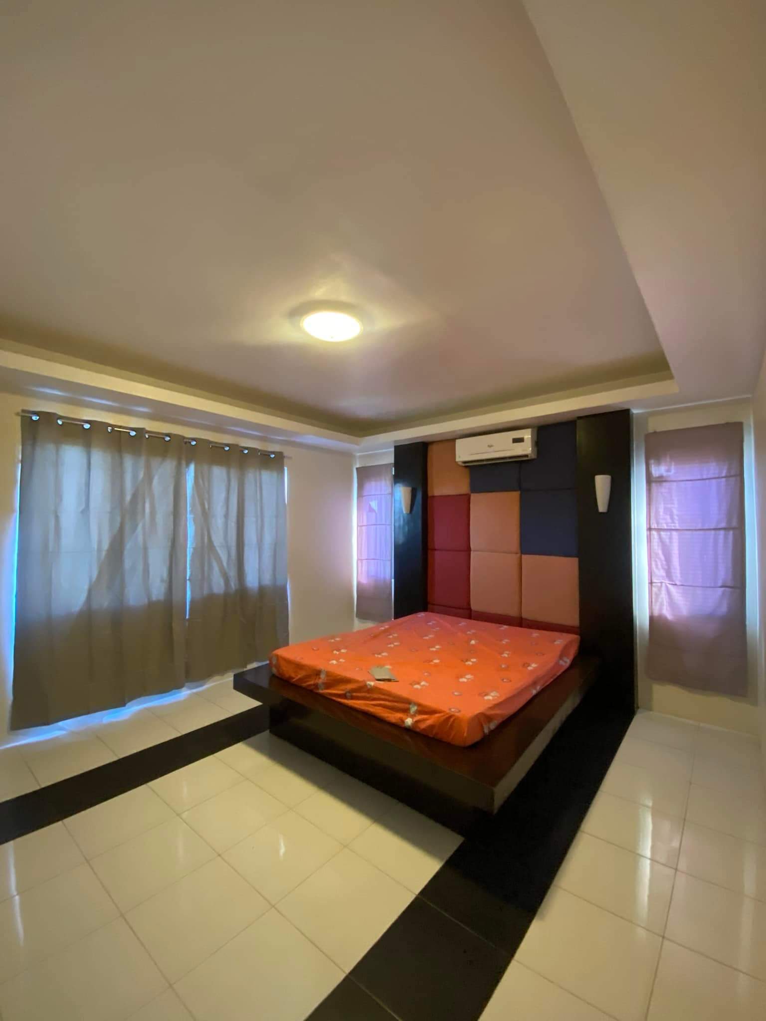 SACRIFICE INCOME GENERATING HOUSE FOR SALE IN PACIFIC GRAND VILLA !!