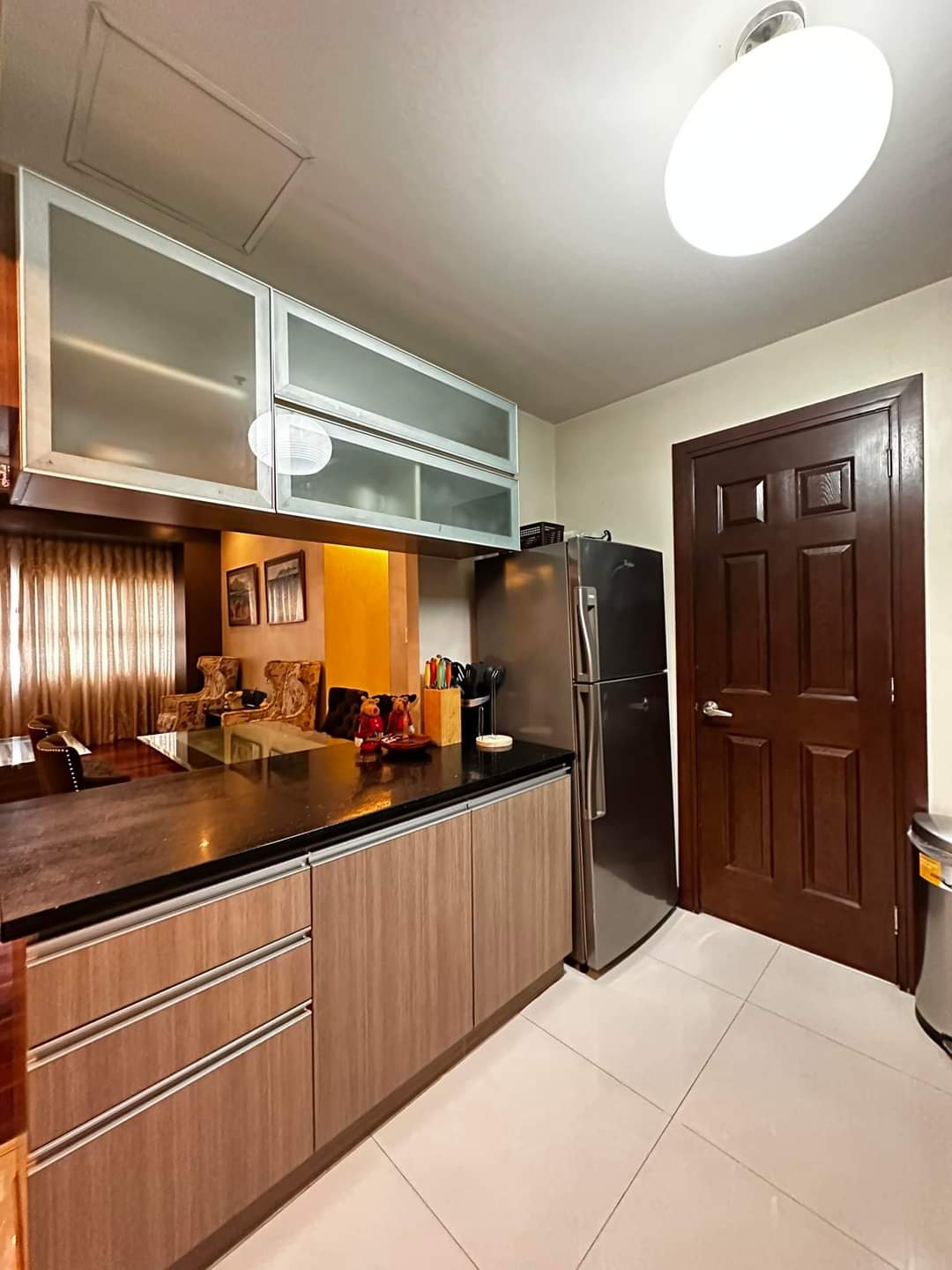 FOR SALE 3BR FULLY FURNISHED IN AVALON FACING AYALA MALL Copy