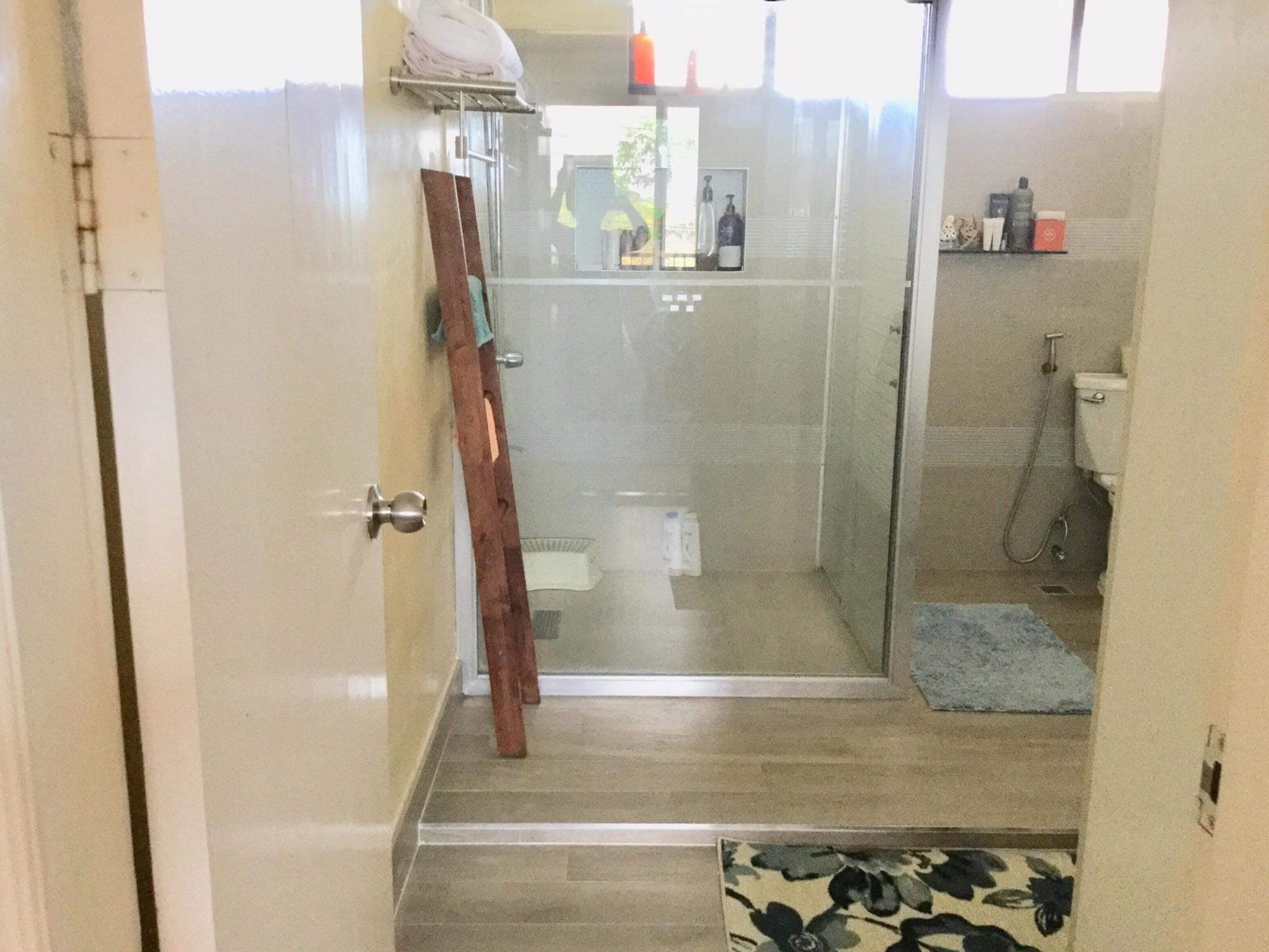 6BR HOUSE & LOT IN TALAMBAN