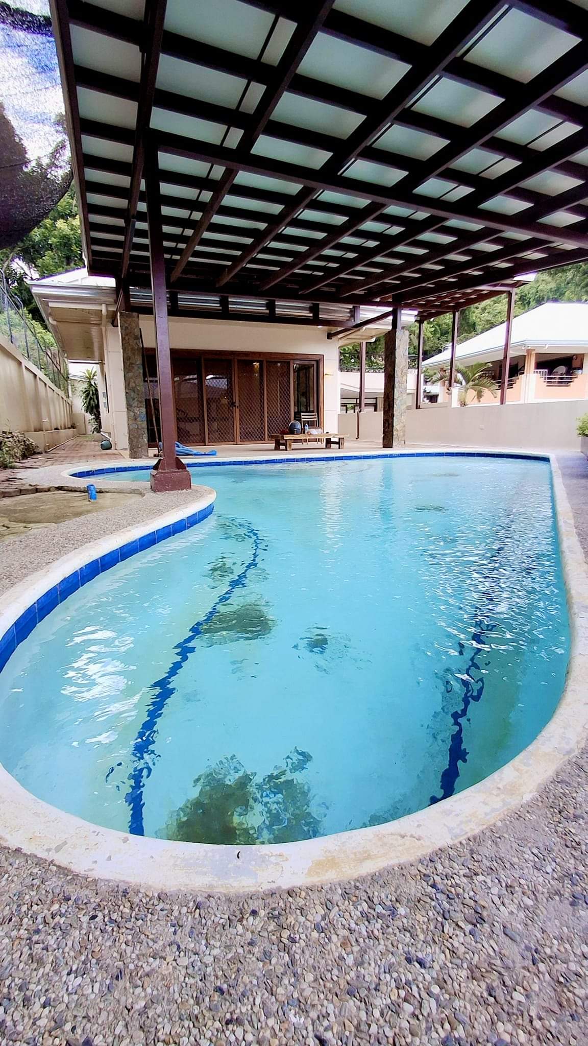 TWO STOREY HOUSE FOR RENT IN BANILAD