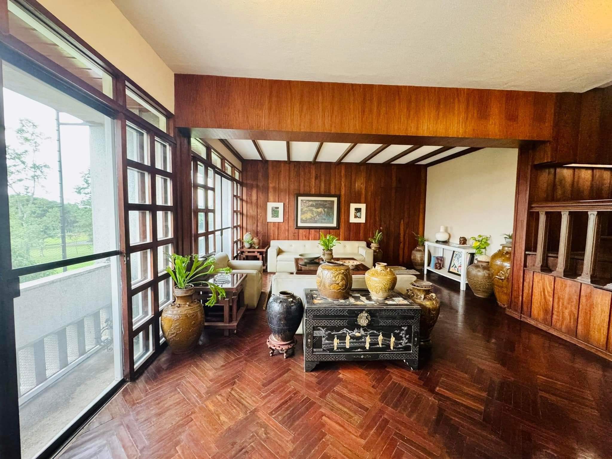 4BR PENTHOUSE CONDO UNIT FOR RENT
