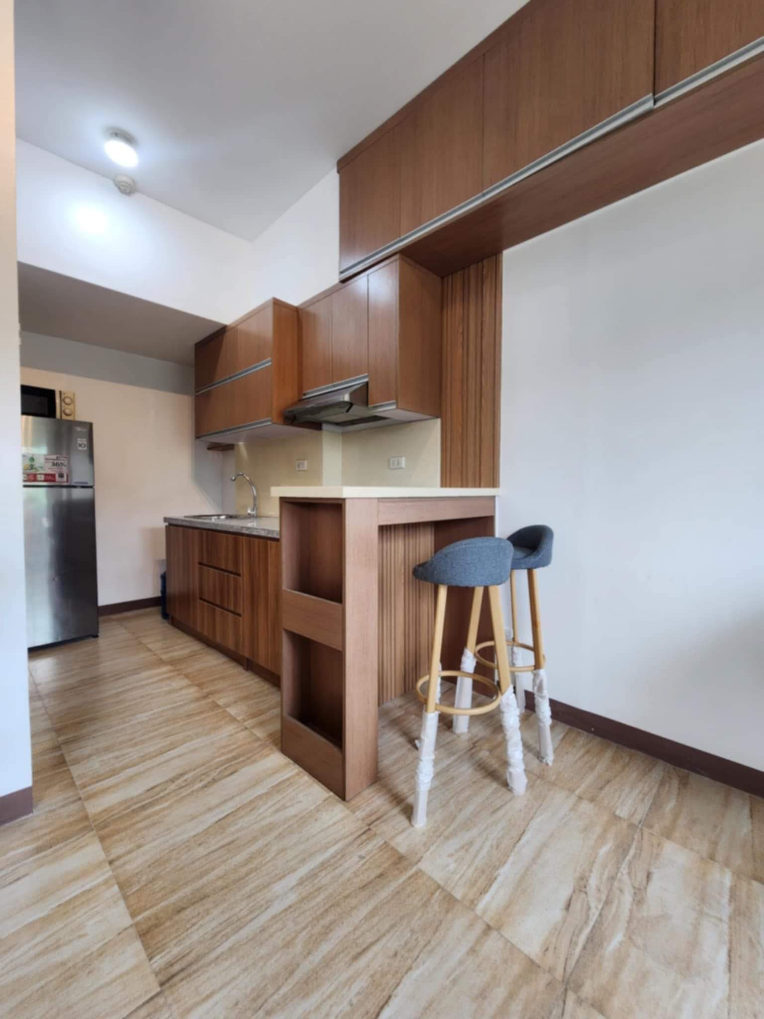 APPLE ONE STUDIO UNIT FOR RENT