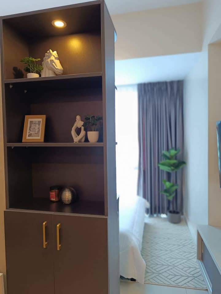 FULLY FURNISHED STUDIO IN 38PARK FOR RENT