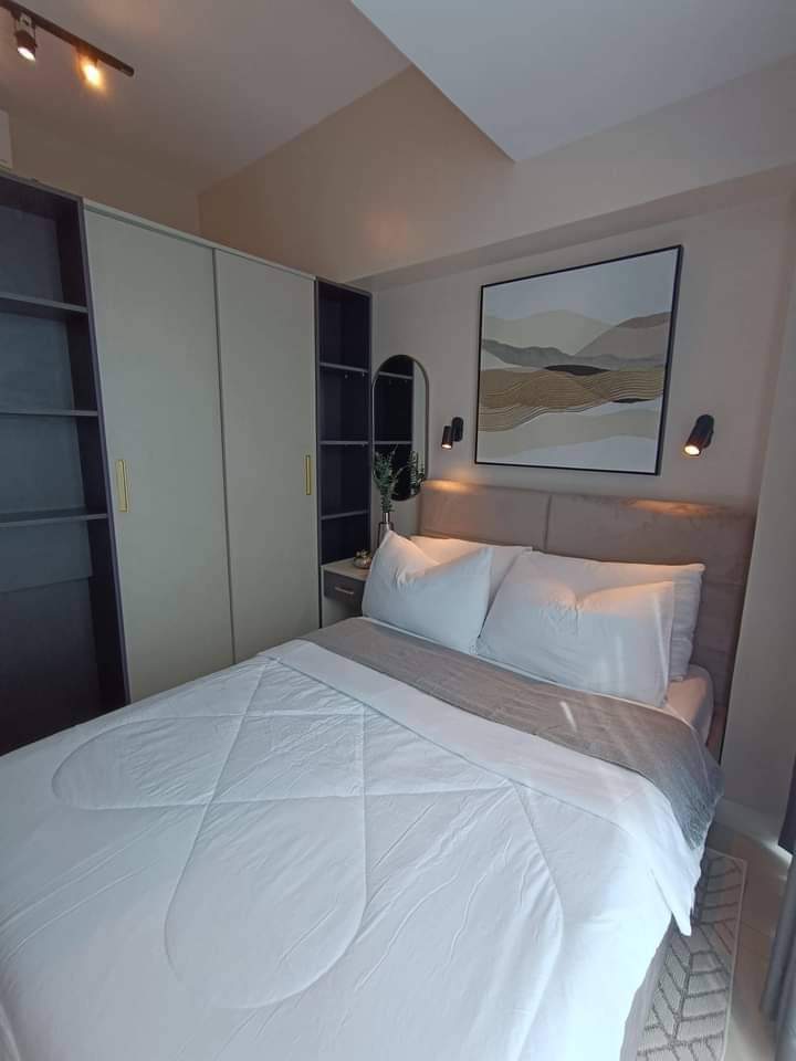 FULLY FURNISHED STUDIO IN 38PARK FOR RENT