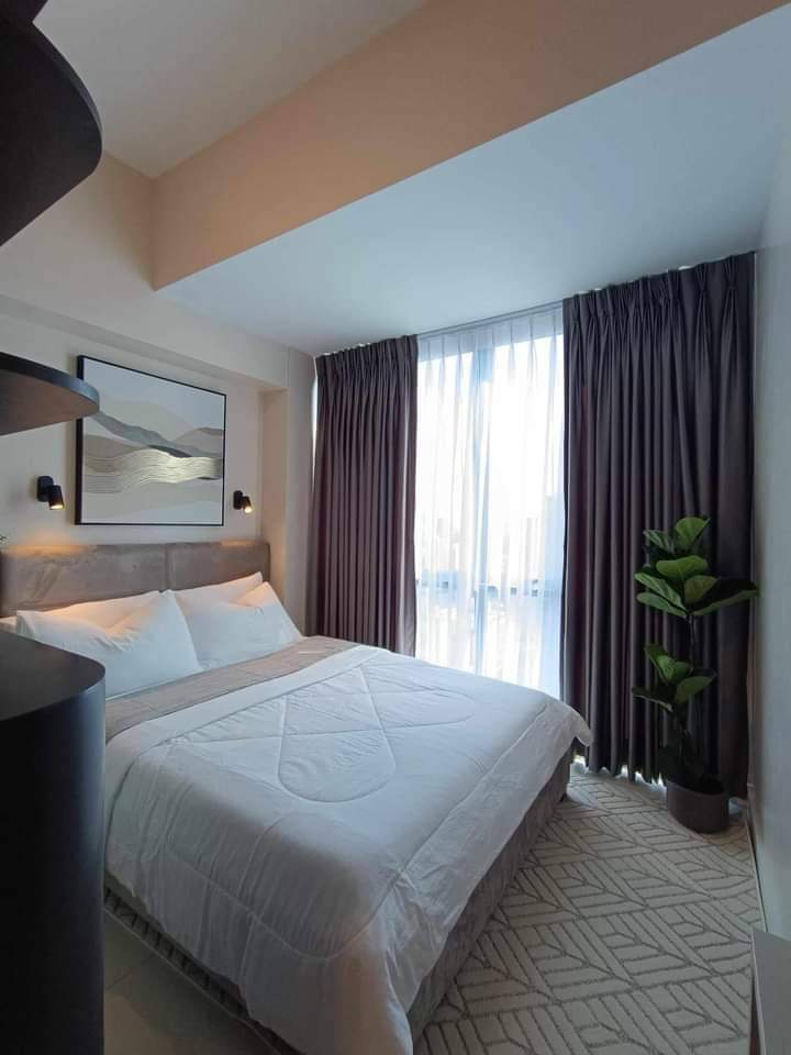 FULLY FURNISHED STUDIO IN 38PARK FOR RENT