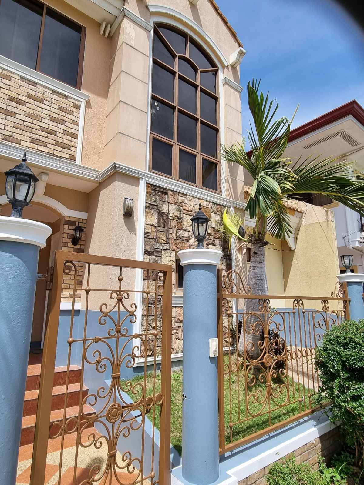 2 STOREY HOUSE FOR RENT IN MARIGONDON
