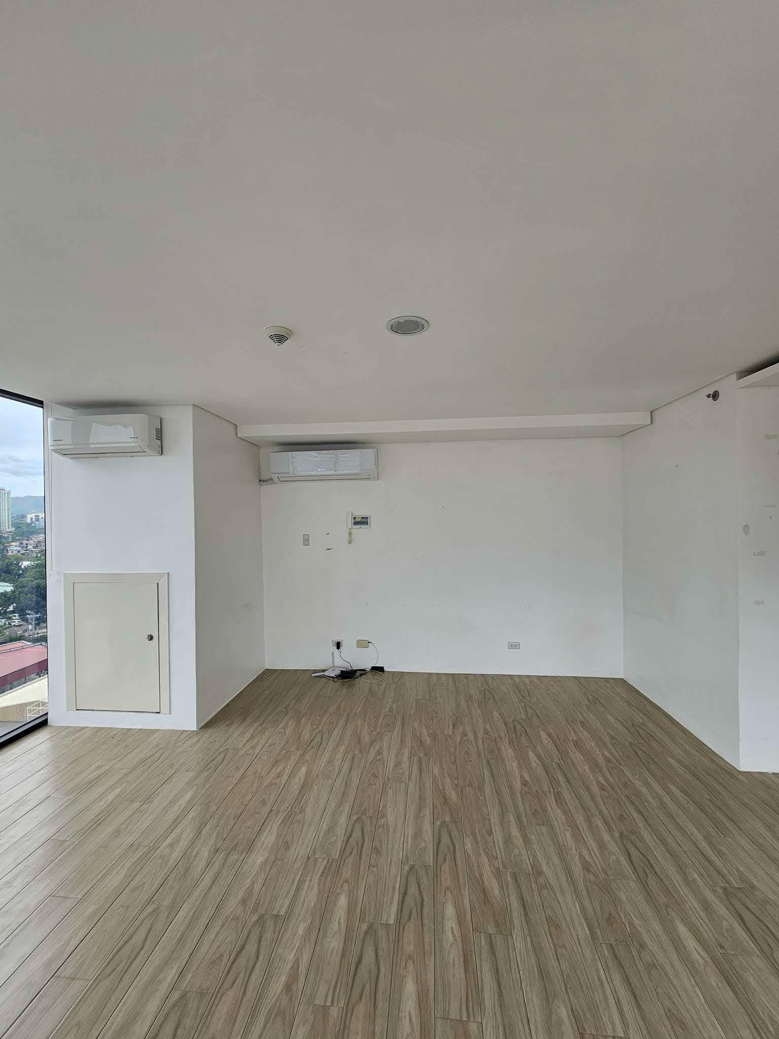 FOR RENT: 36.74 SQM MERIDIAN CONDO