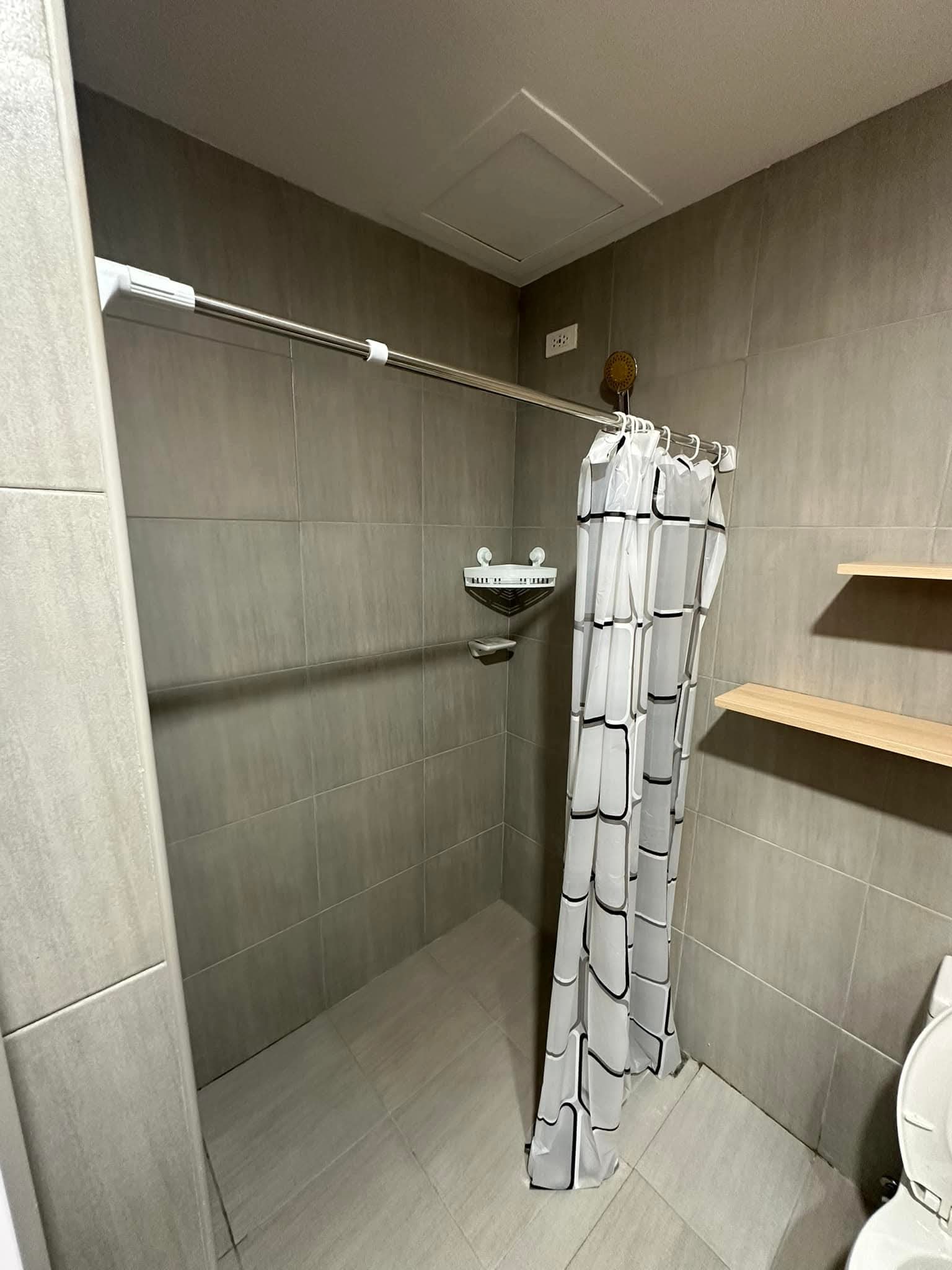 FOR RENT BRANDNEW STUDIO WITH BALCONY IN ARC