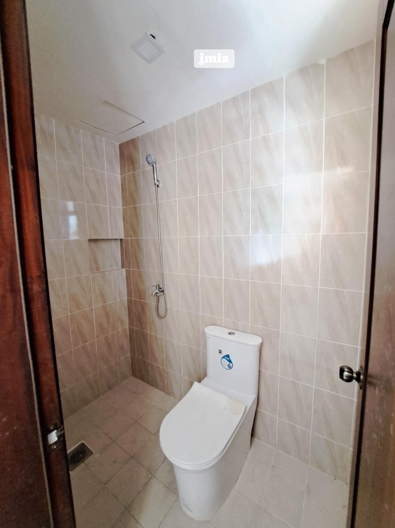 THREE STOREY FURNISHED HOUSE FOR RENT IN GUADALUPE CEBU