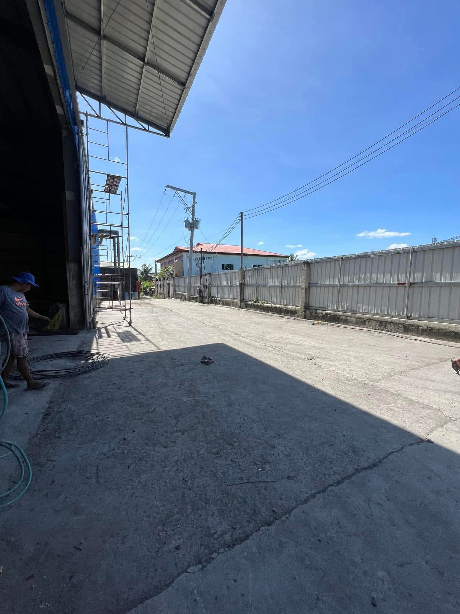 BRAND NEW WAREHOUSE FOR RENT IN TAYUD LILOAN