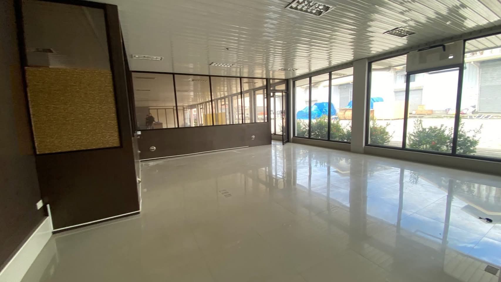 Spacious COMMERCIAL SPACE FOR RENT in Tayud, Liloan, Cebu!