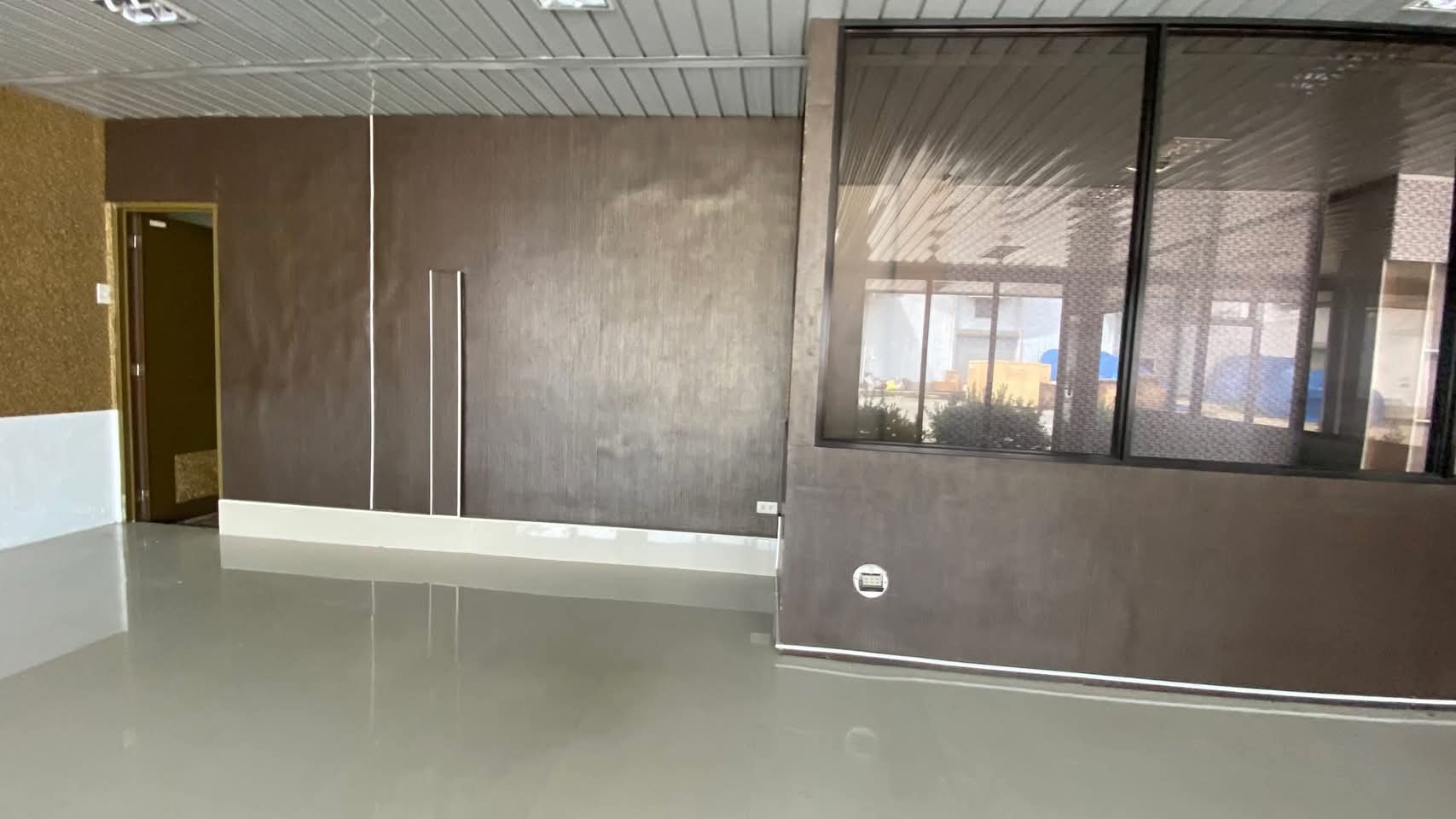 Spacious COMMERCIAL SPACE FOR RENT in Tayud, Liloan, Cebu!