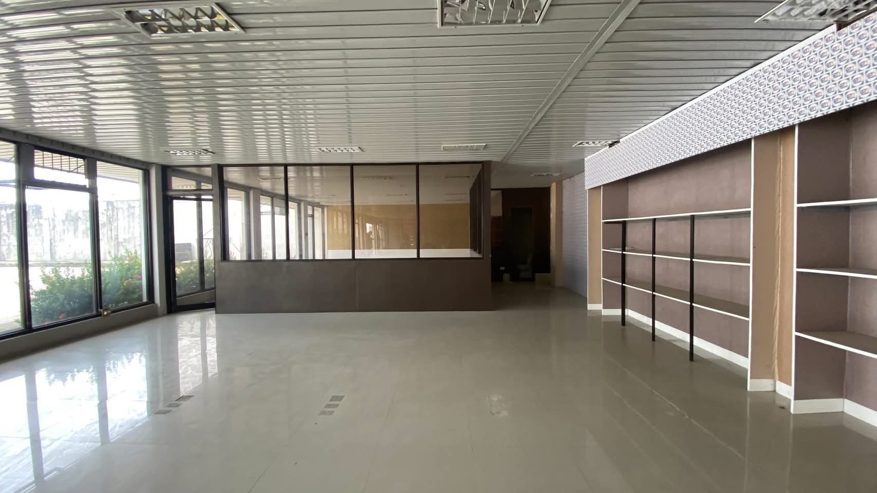 Spacious COMMERCIAL SPACE FOR RENT in Tayud, Liloan, Cebu!
