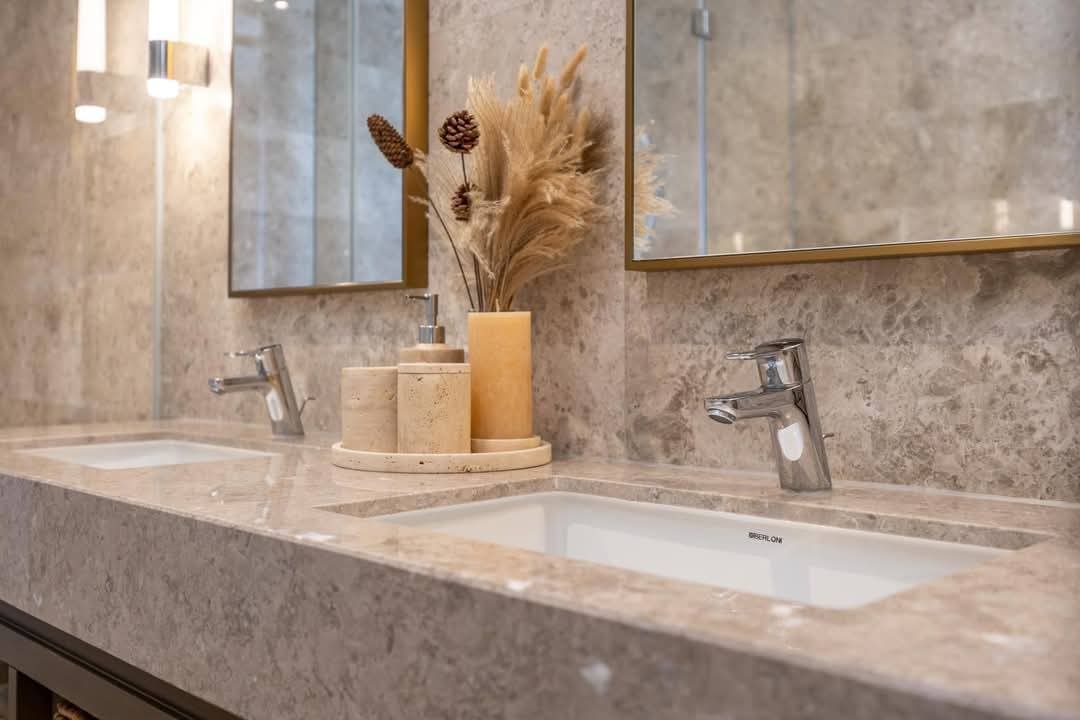 FOR SALE 1BR CONDO AT THE SHERATON RESIDENCES