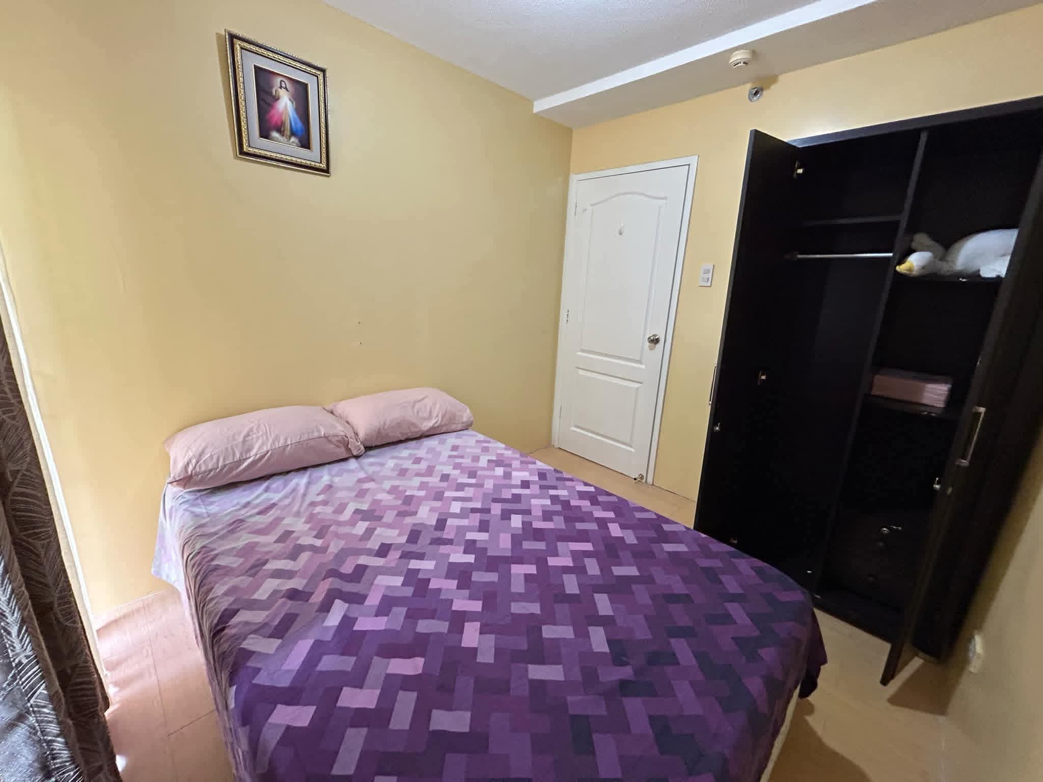 GROUND FLOOR 2 BEDROOM CONDO UNIT WITH BACKYARD FOR RENT