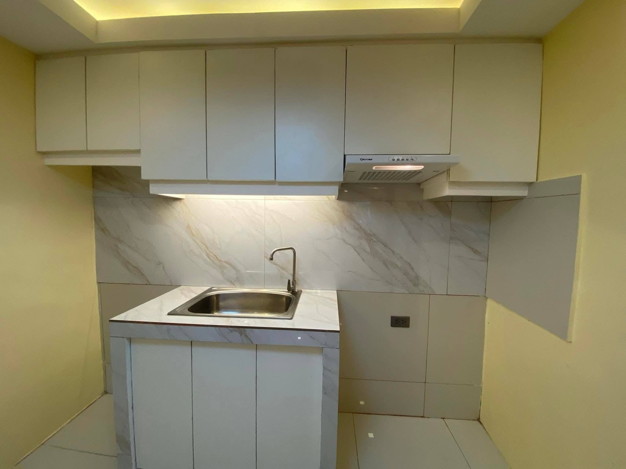 HOUSE & LOT FOR SALE — CLEAN TITLE