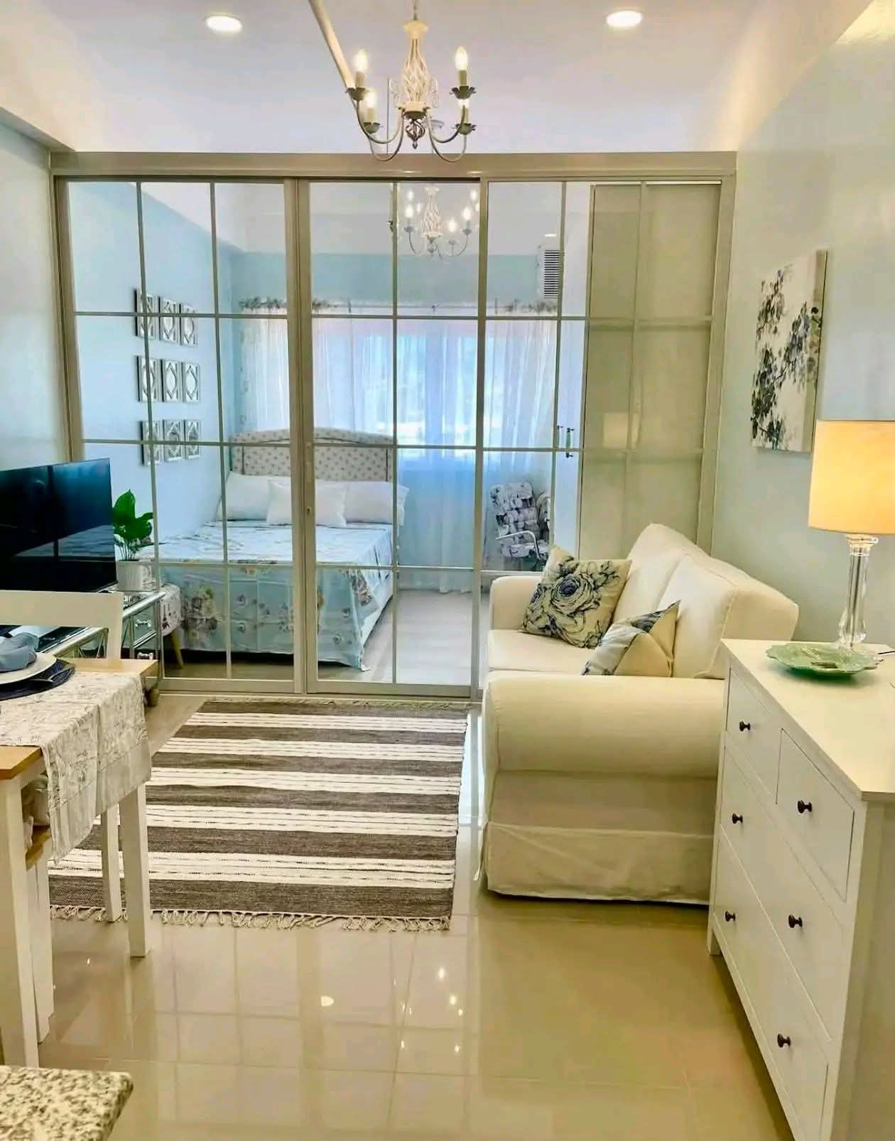 25 SQM STUDIO UNIT WITH A 1 BEDROOM PARTITION FOR RENT