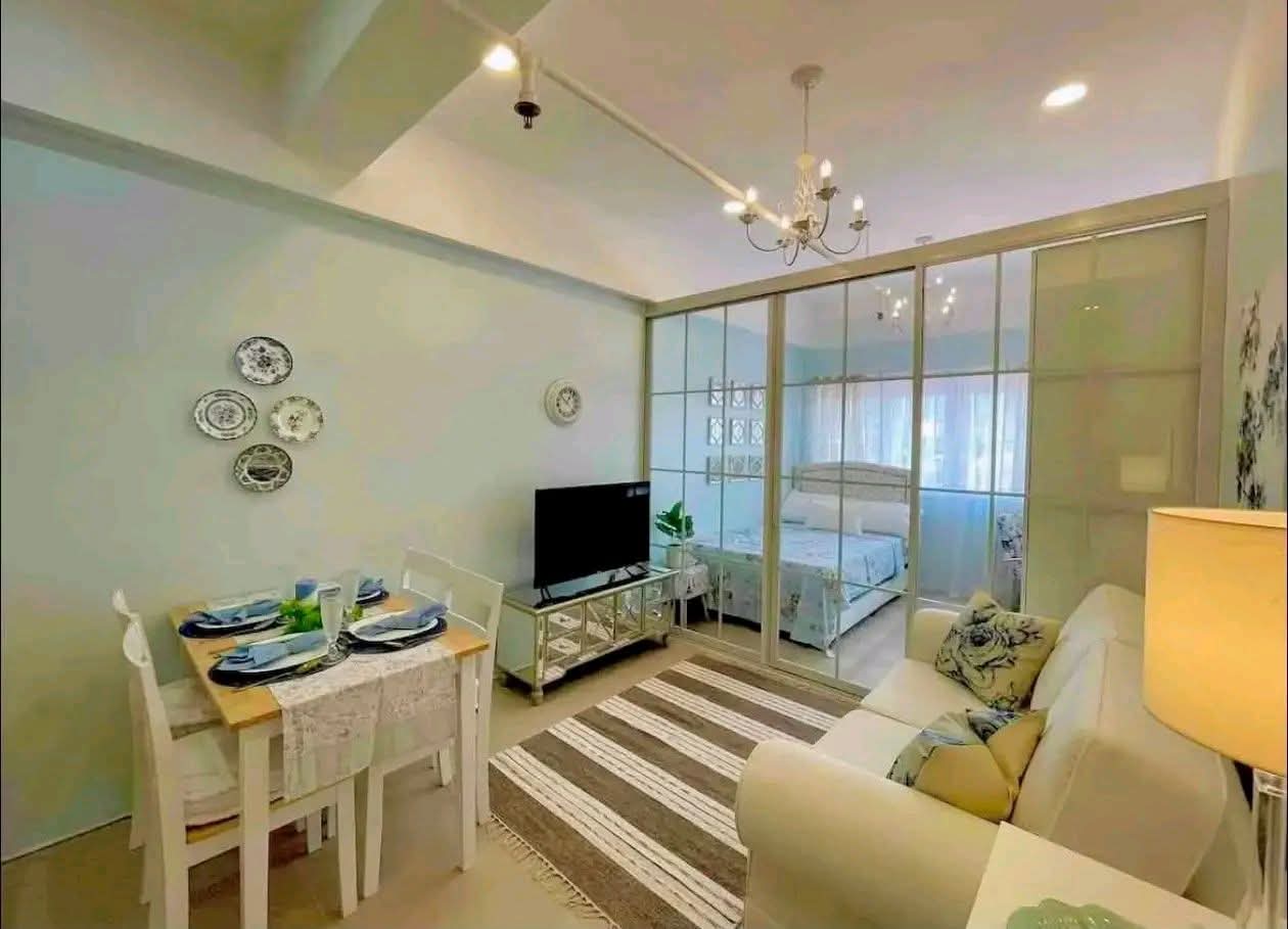 25 SQM STUDIO UNIT WITH A 1 BEDROOM PARTITION FOR RENT