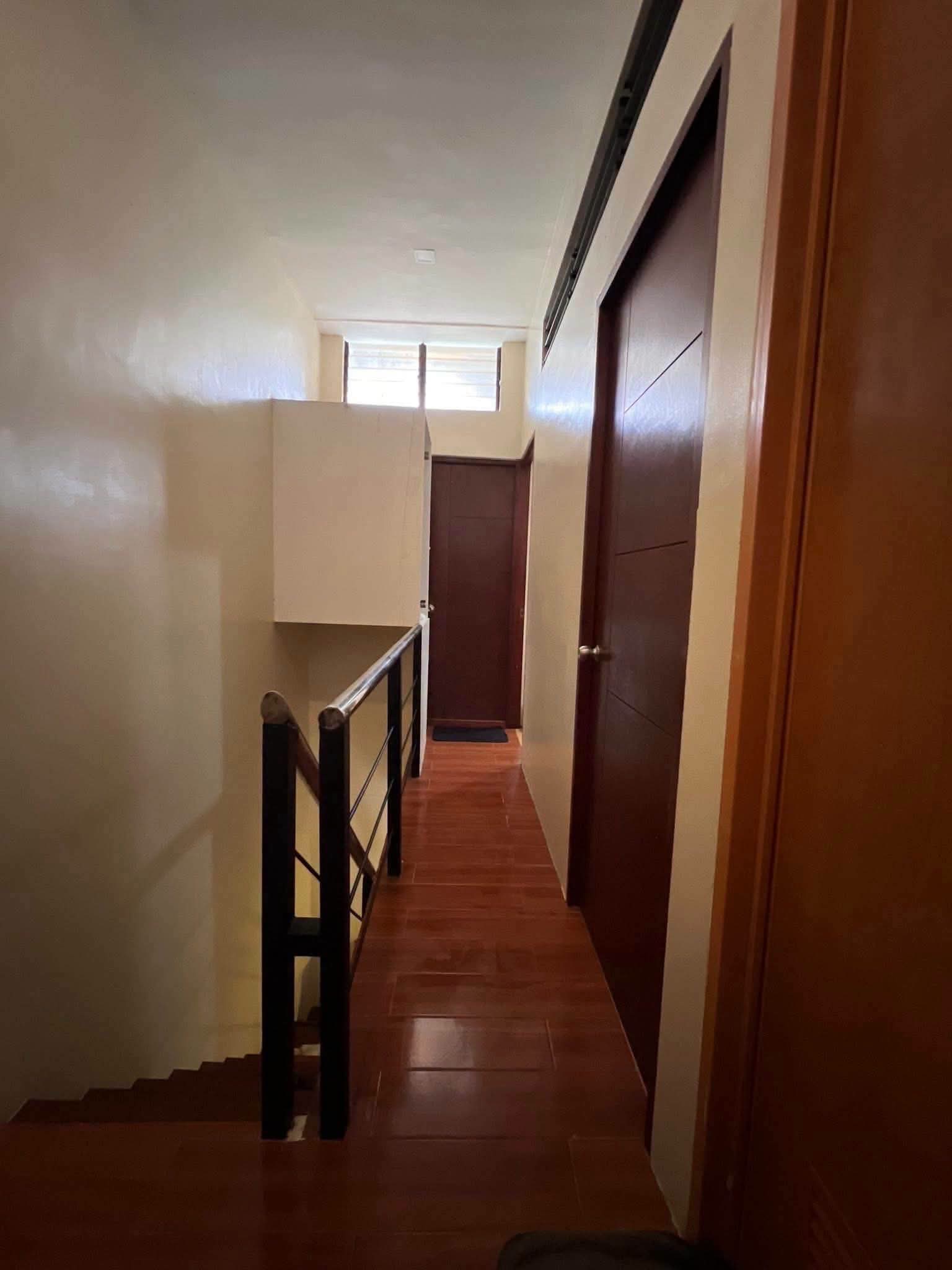 FOR RENT TOWNHOUSE IN ROBINSLANE LILOAN POBLACION