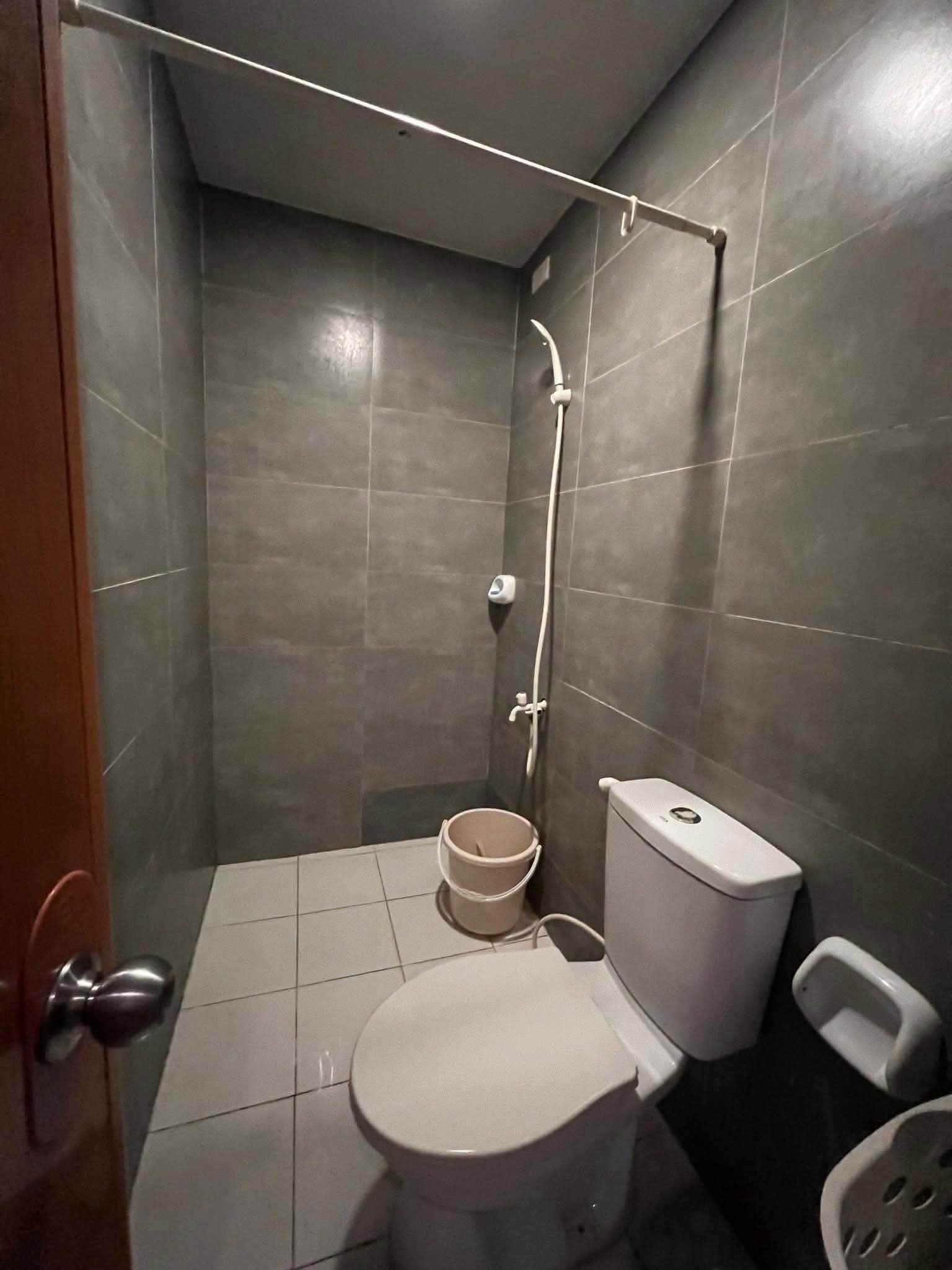 FOR RENT TOWNHOUSE IN ROBINSLANE LILOAN POBLACION