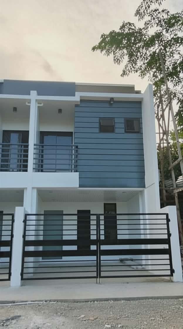 TOWNHOUSE IN PULPOGAN CONSOLACION FOR RENT
