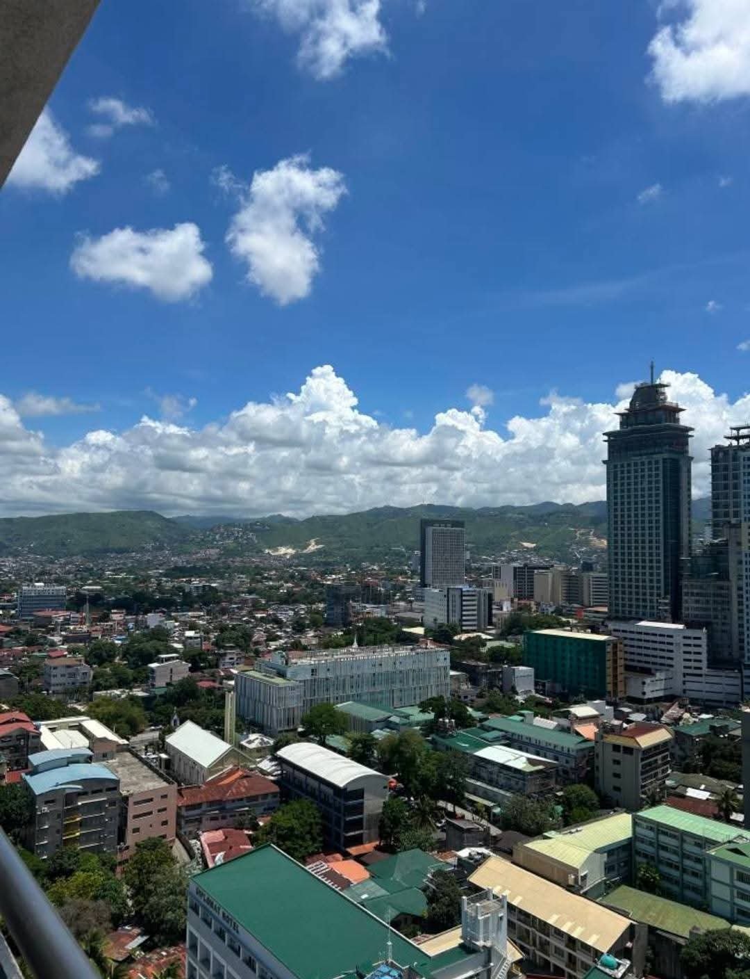 FOR RENT STUDIO IN CITY SUITES 24TH FLOOR