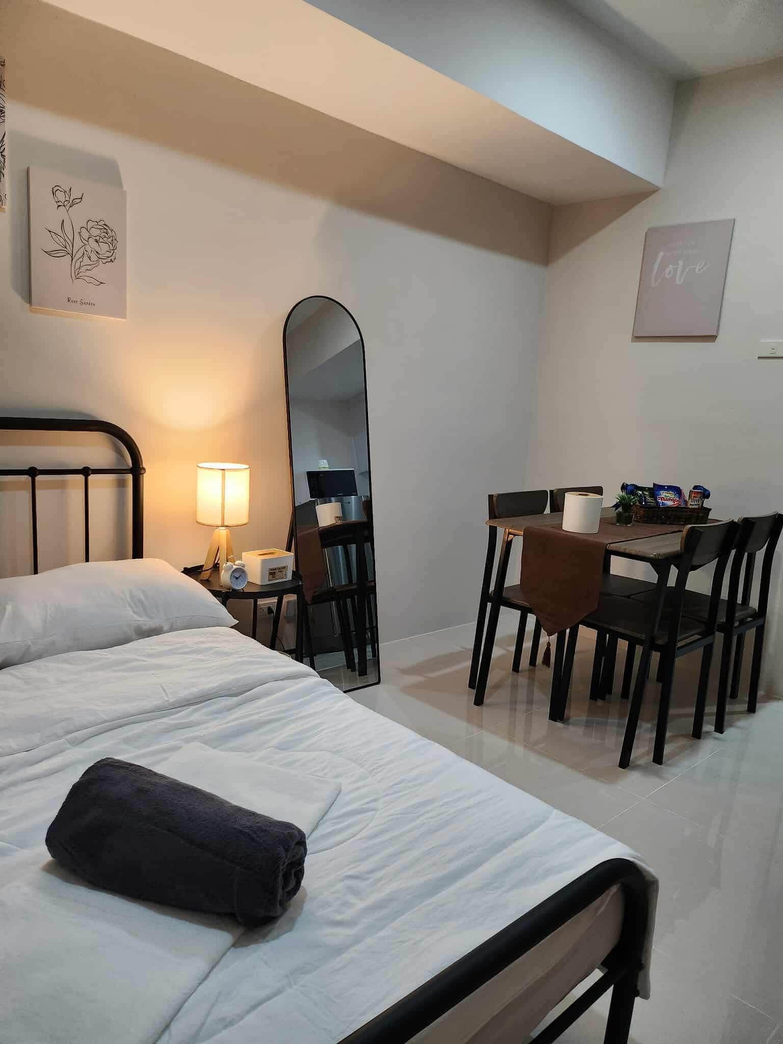 FOR RENT STUDIO IN J TOWER