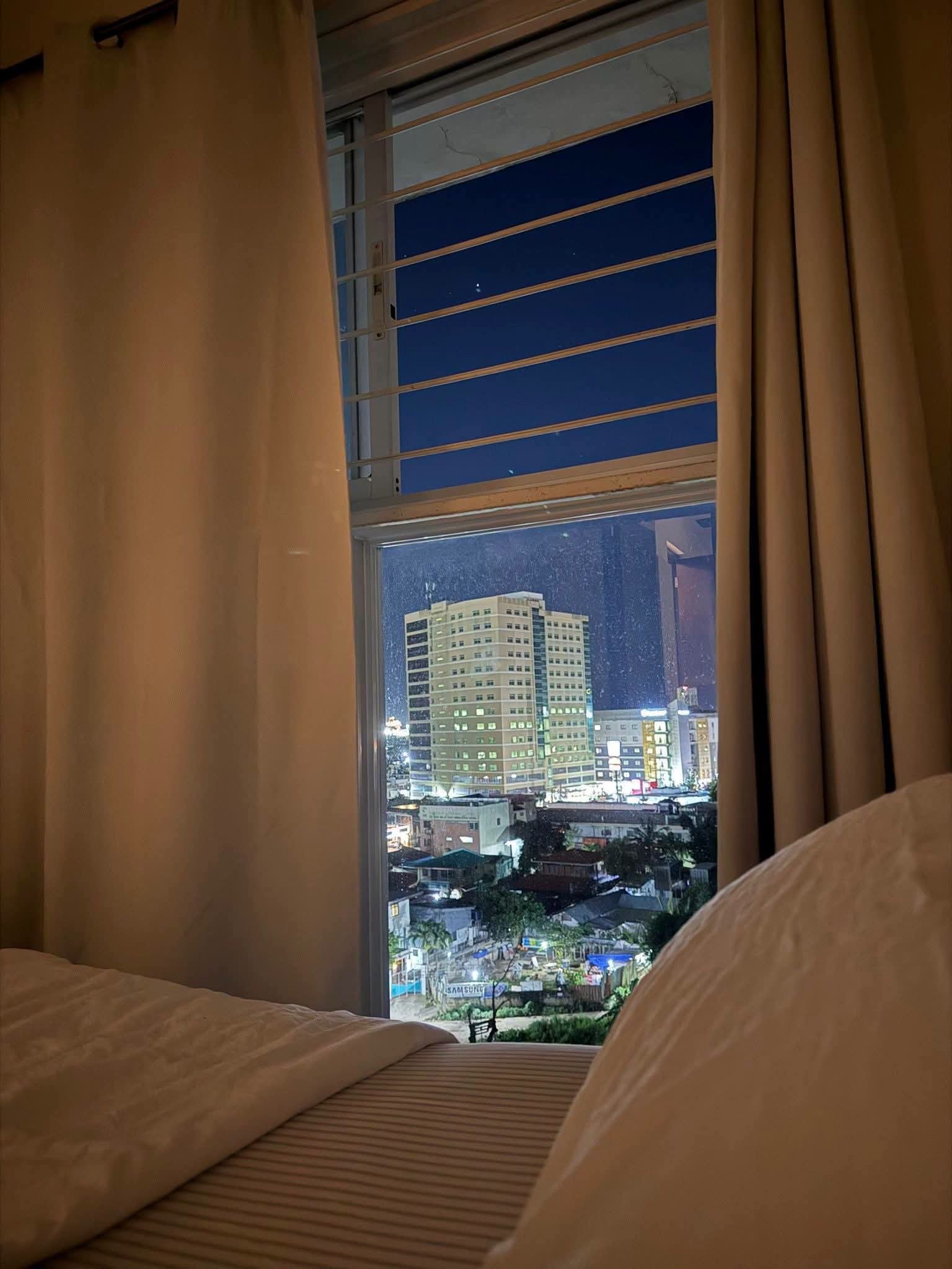 FOR RENT – 1-BEDROOM CONDO UNIT Bamboo Bay Community